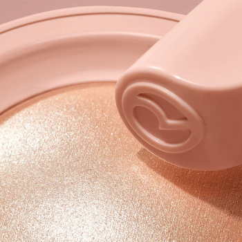 Rare Beauty by Selena Gomez Positive Light Silky  Touch Highlighter shade : Exhilarate - champagne gold - Image 7