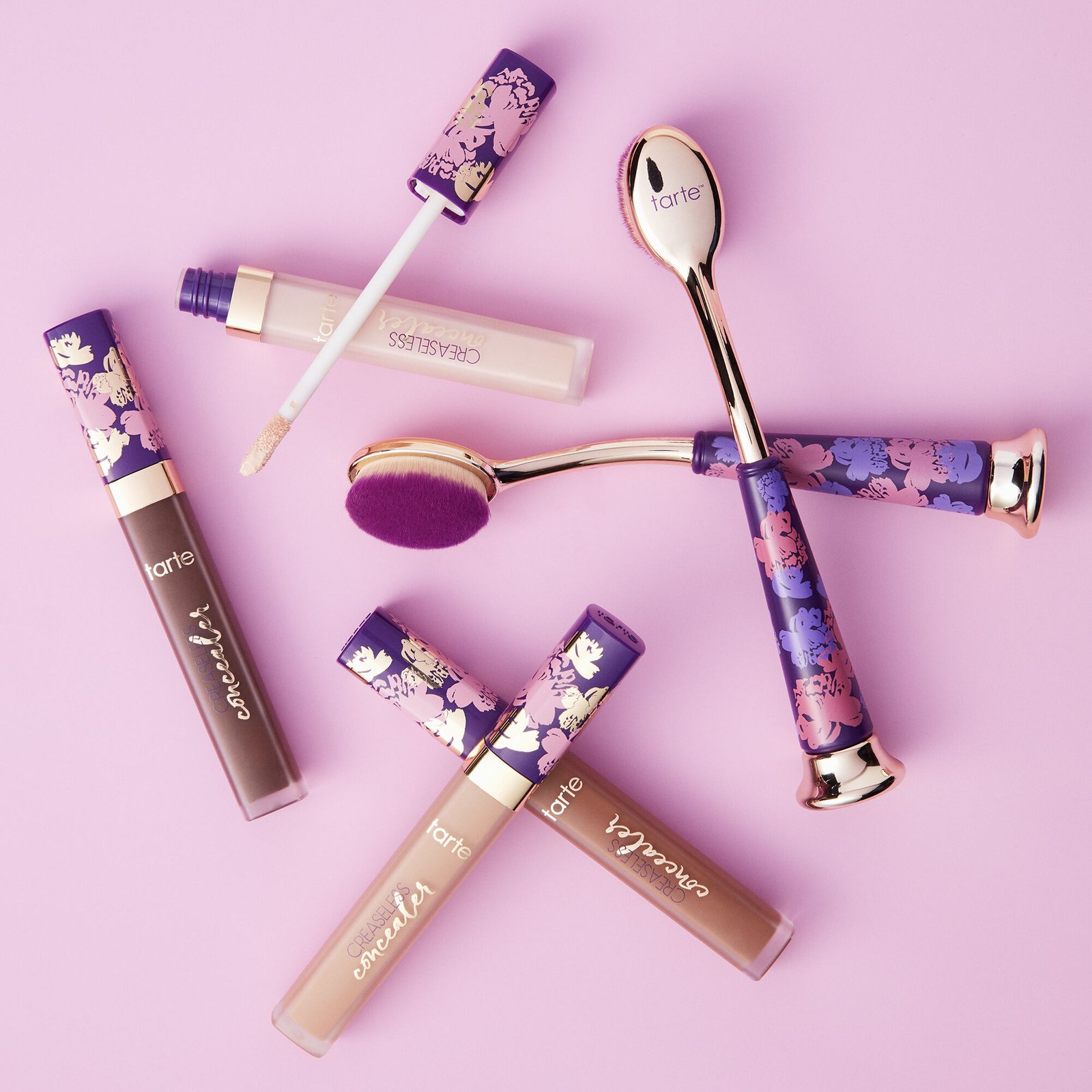 Tarte creaseless concealer brush - صورة 2