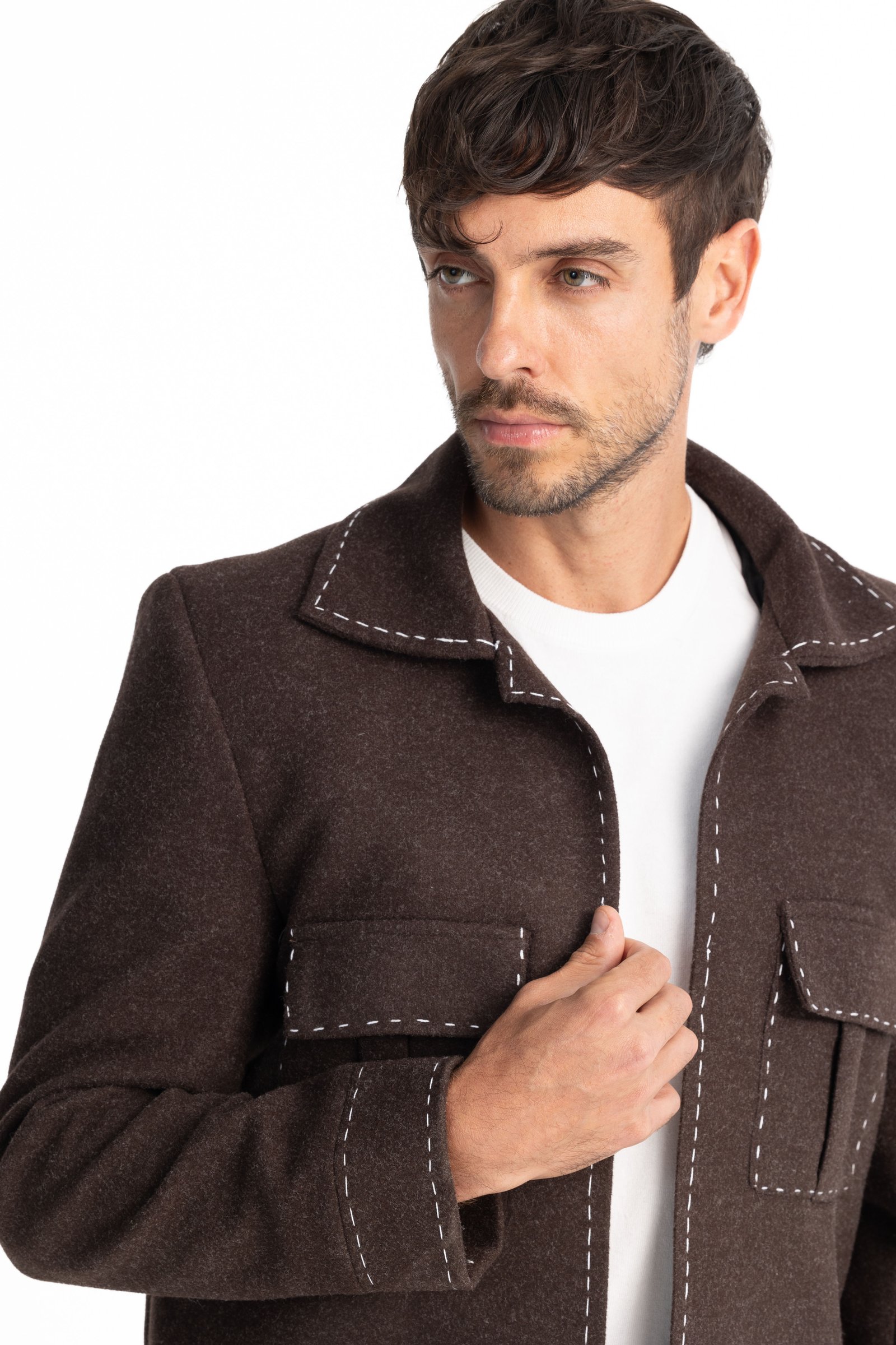 Fred’s Brown Jacket - صورة 2