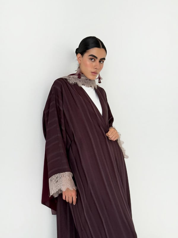 ذا ليس ، عنابي  - صورة 12