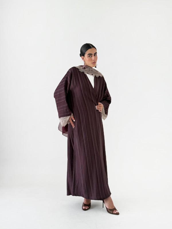 ذا ليس ، عنابي  - صورة 9