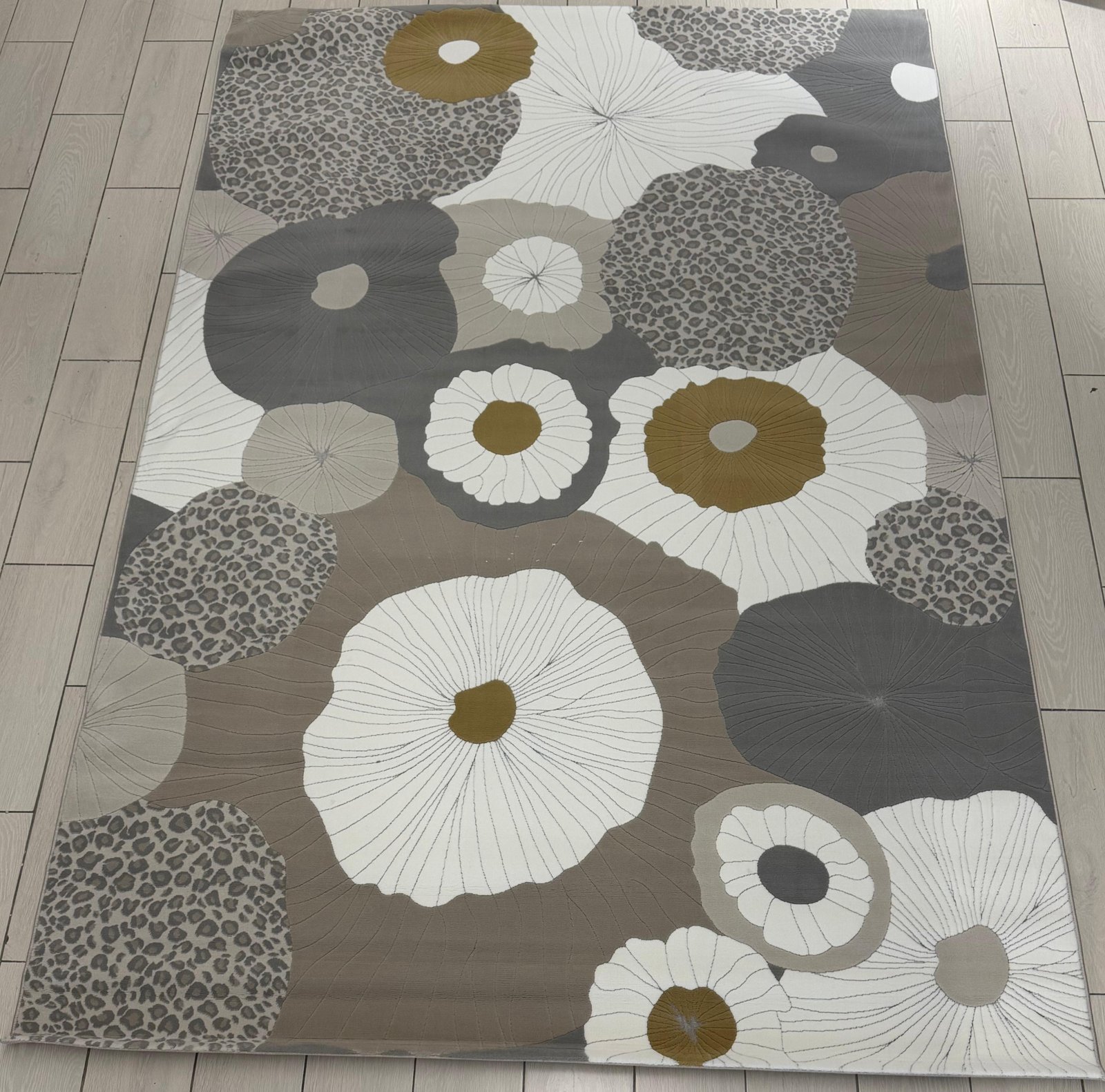 سجاد المصممين: لوحة فنية تحت قدميك - صورة 5