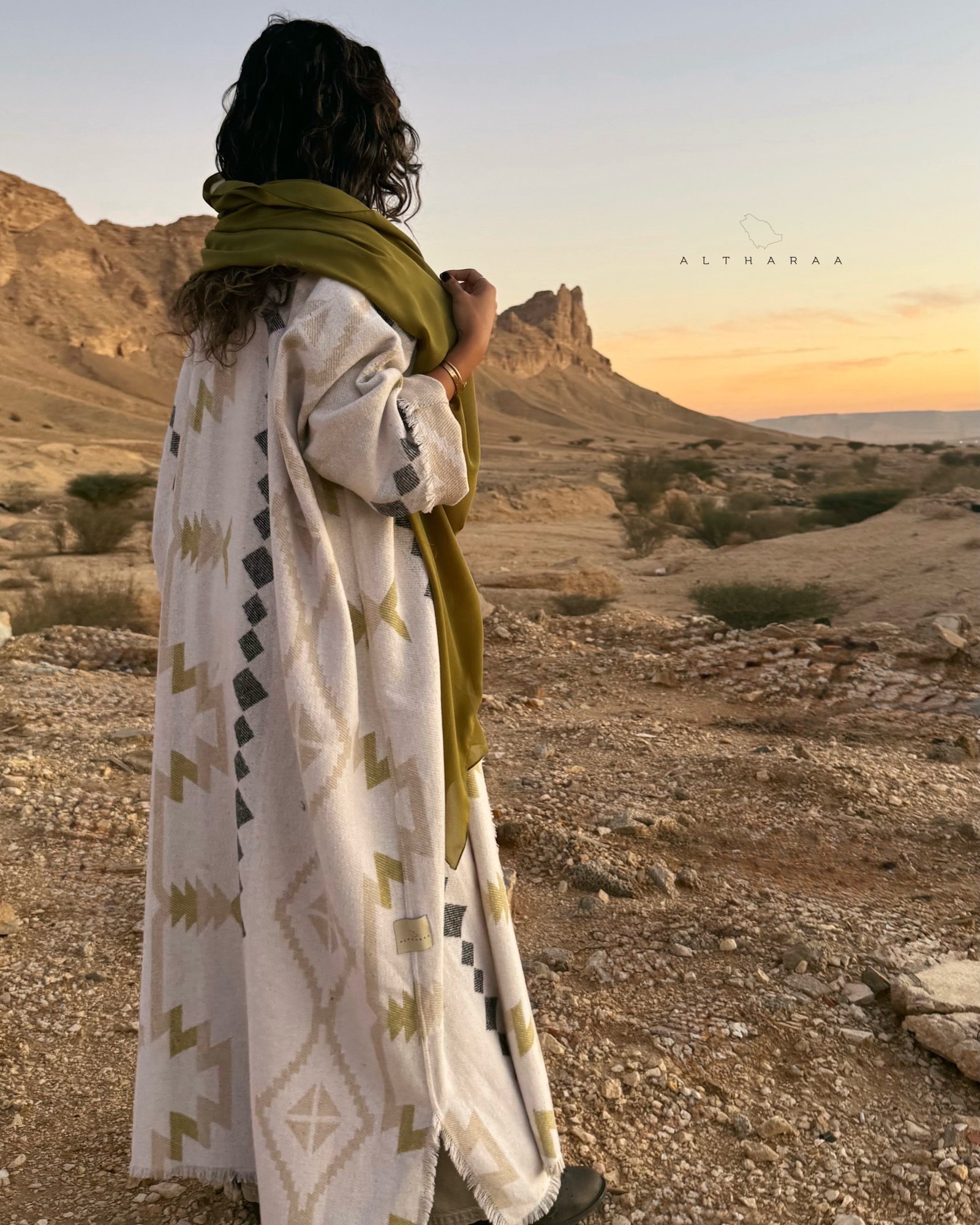 عباية صوف تركي دبل فيس (زيتي) - صورة 3