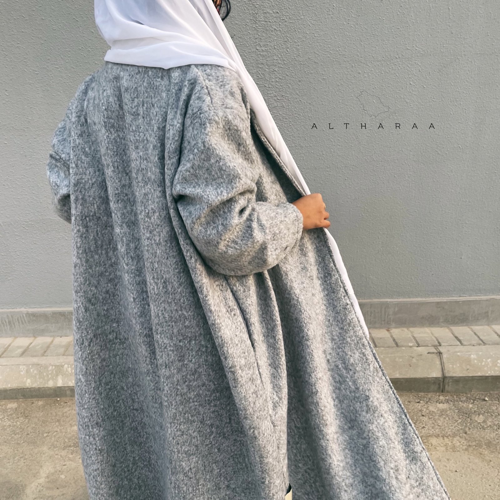 Light Grey Abaya/Coat - صورة 5