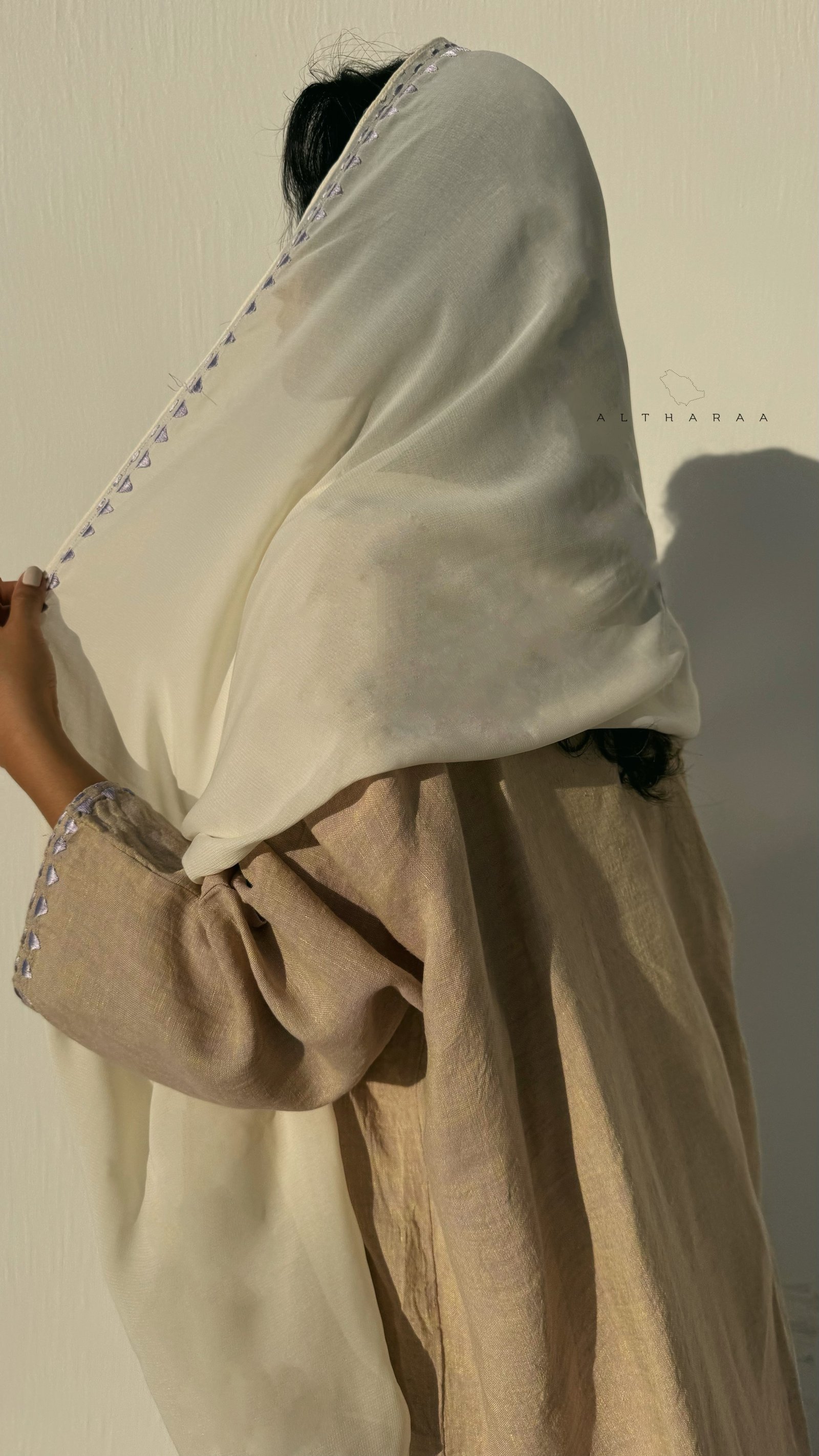 Embroidered Pure Linen Abaya (Yellow/Lilac) - Image 3