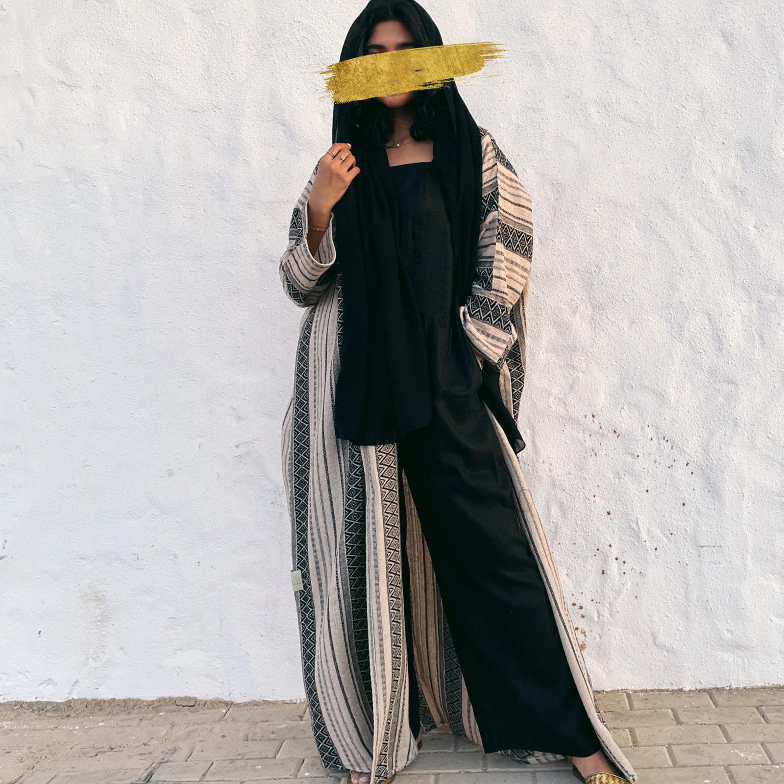 Turkish Linen abaya in Black - صورة 3