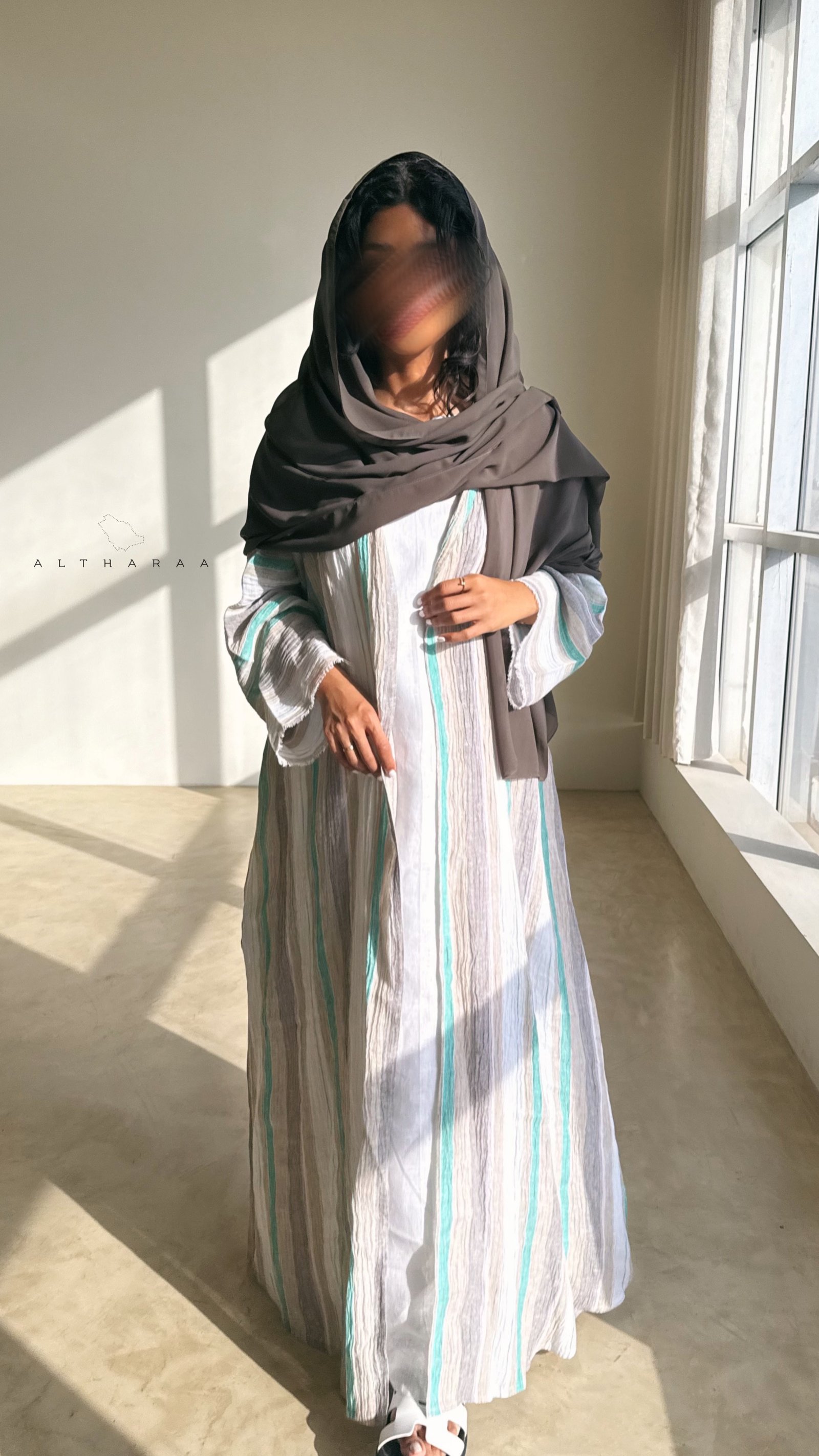 عباية لينن طبيعي أبيض/بني - صورة 3