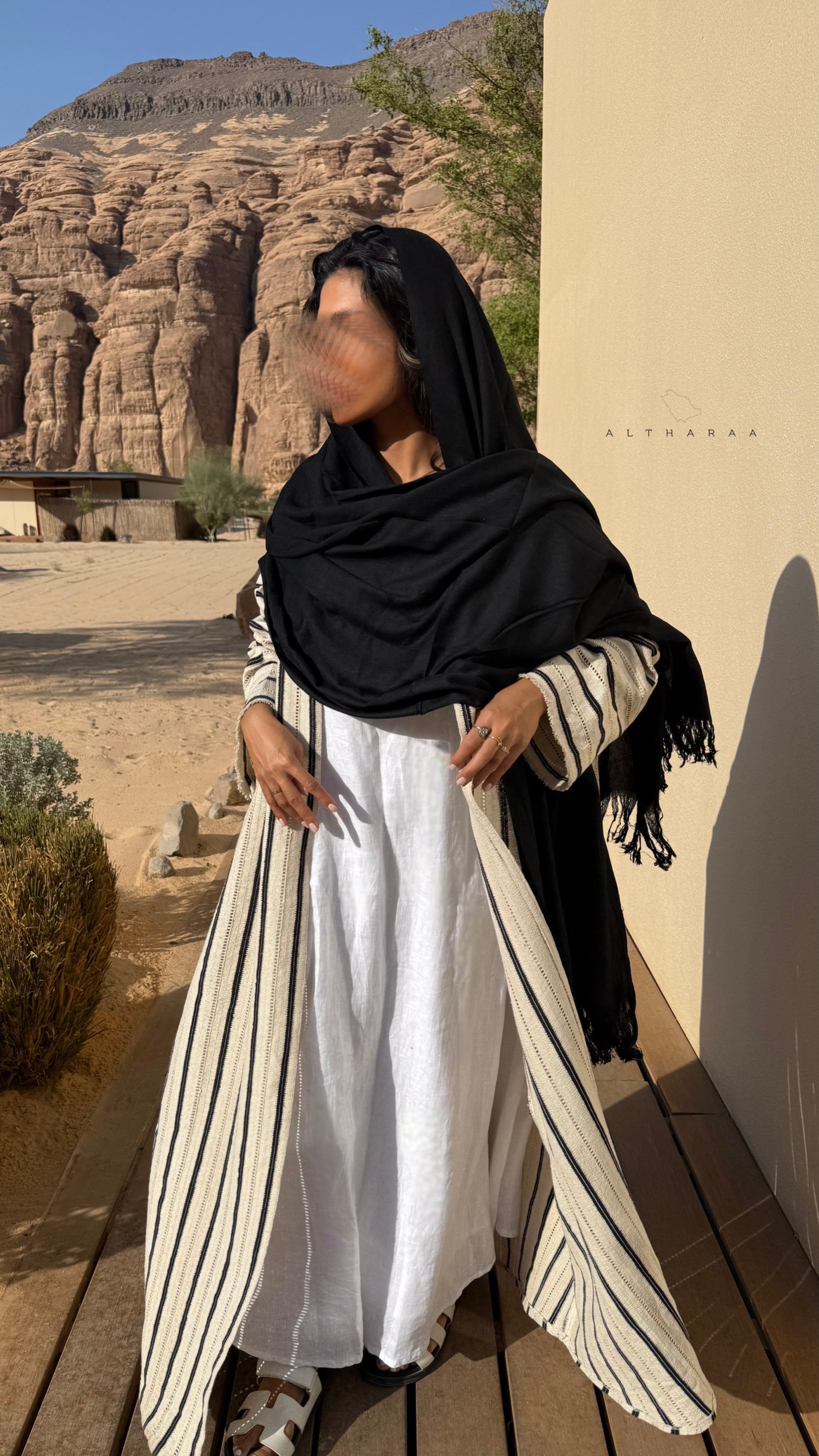 عباية خيش لينن (أسود) - صورة 1