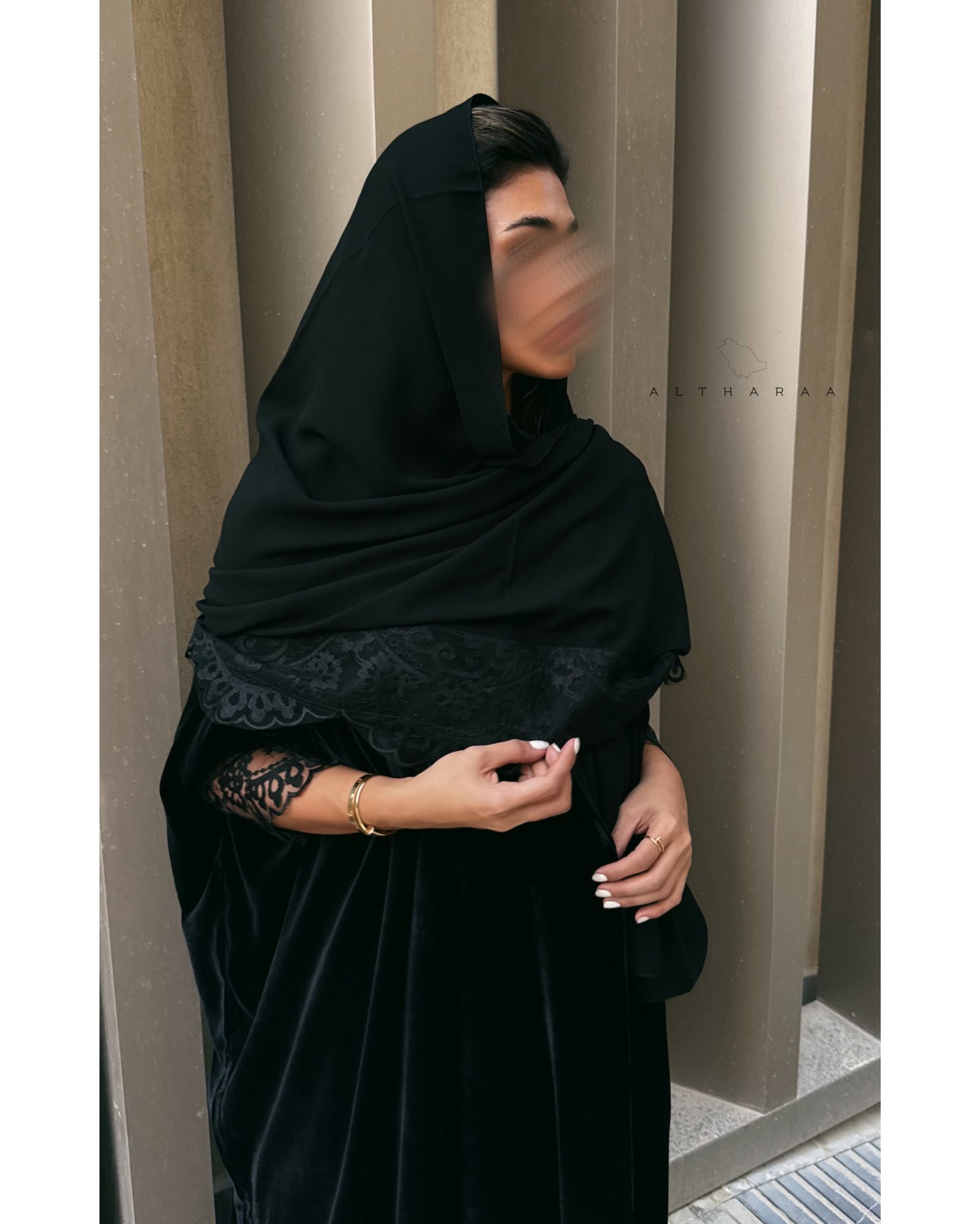 Lace- Embellished Velvet Abaya (Black) - Image 2