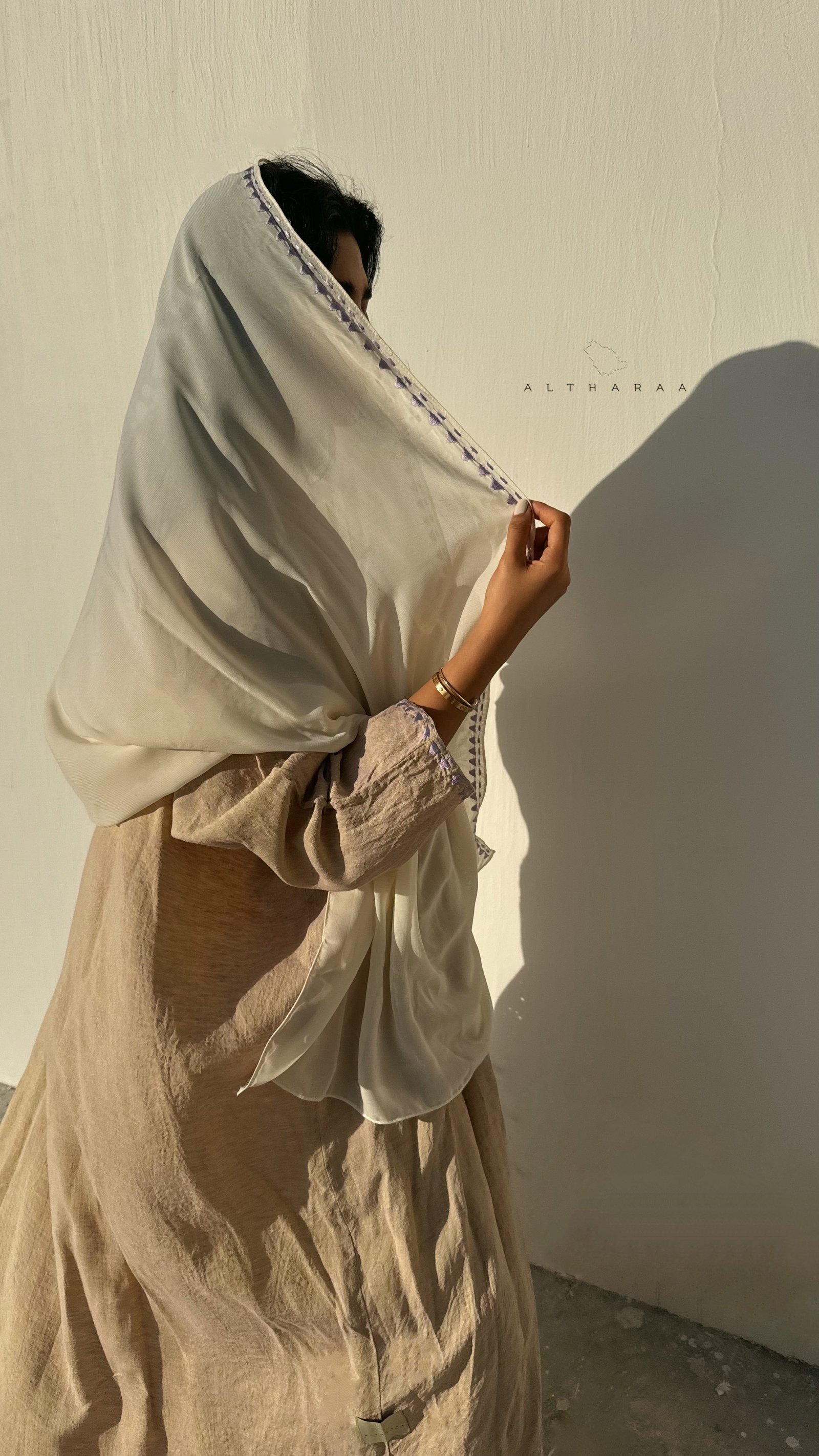 Embroidered Pure Linen Abaya (Yellow/Lilac) - Image 2