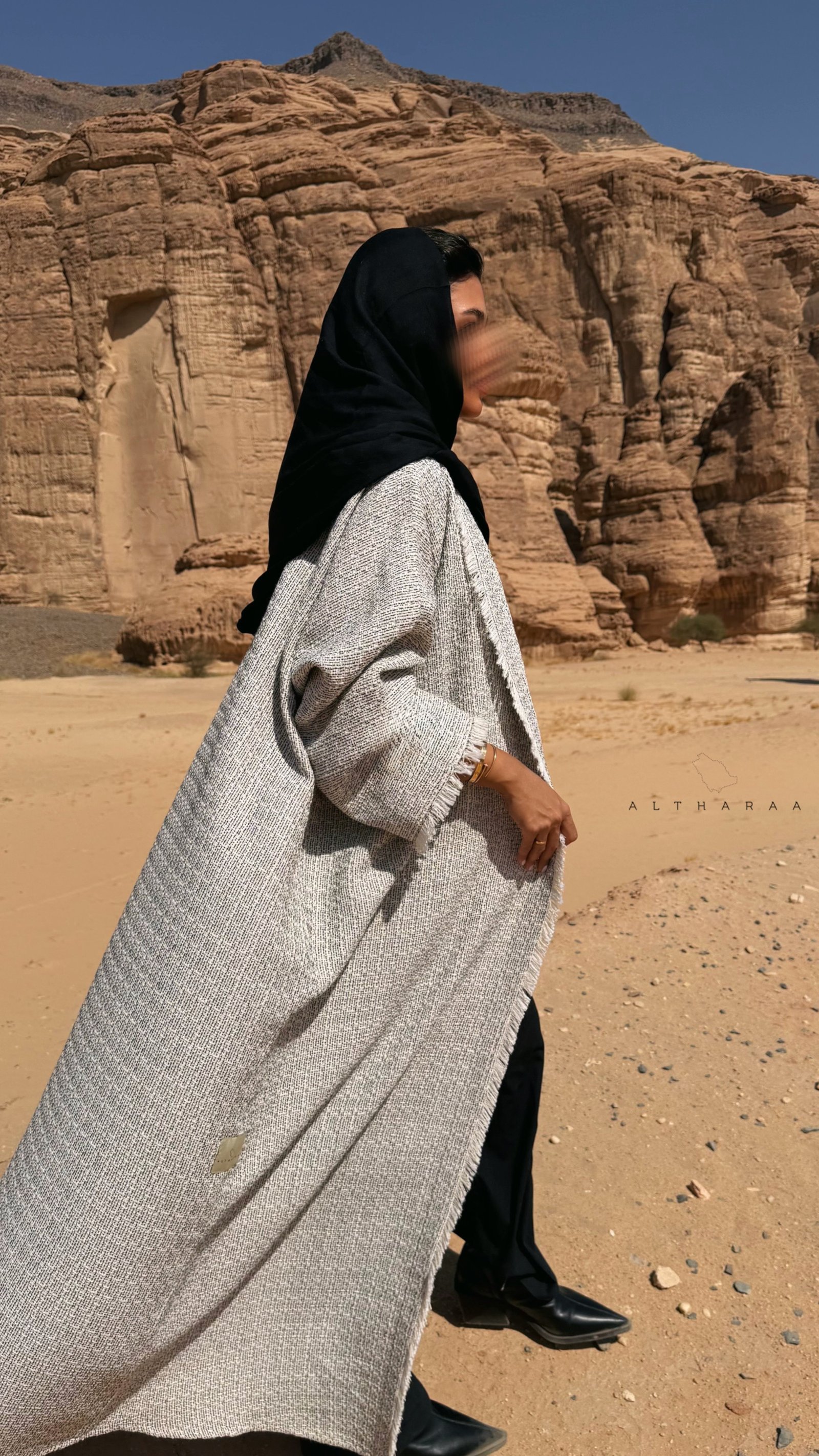 عباية تويد (أبيض/ أسود) - صورة 1