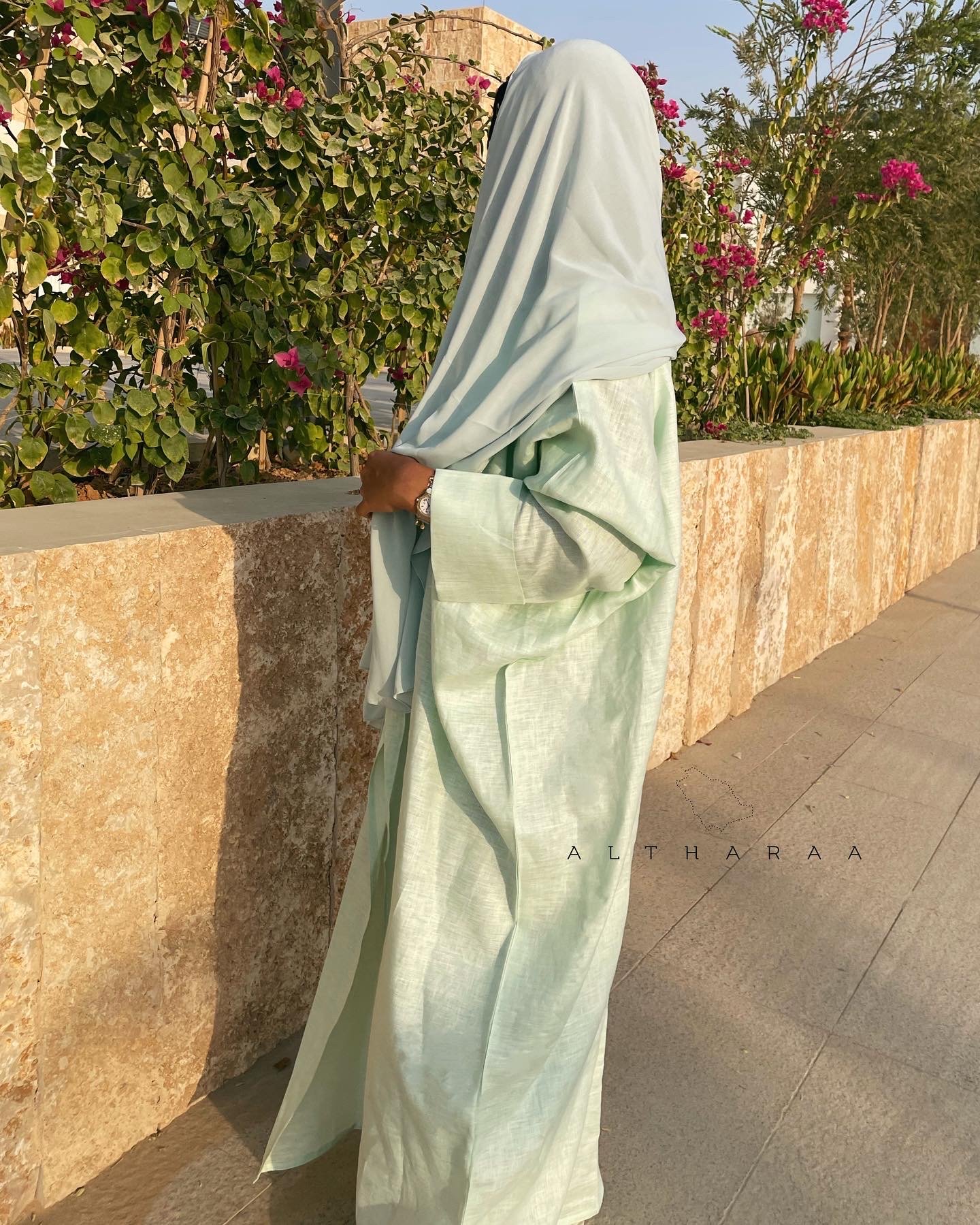 عباية لينن طبيعي (أخضر فاتح) - Image 4