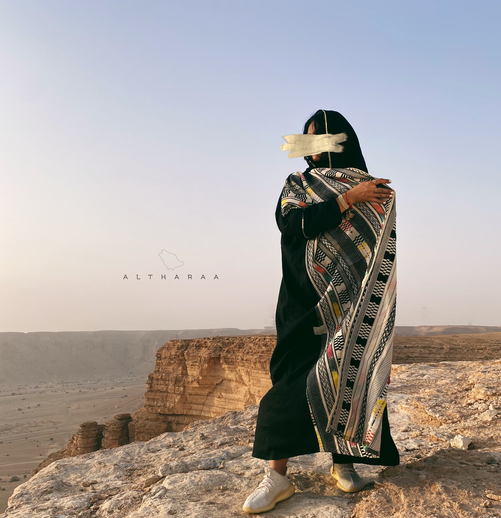 عباية لينن طبيعي أسود مع سدو  - صورة 3