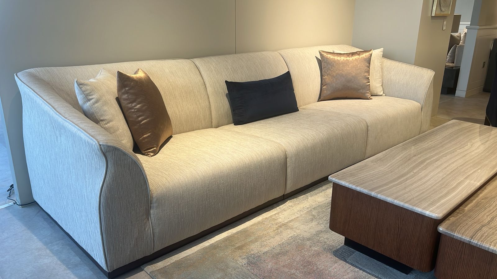 Sofa (4 person) - Image 2