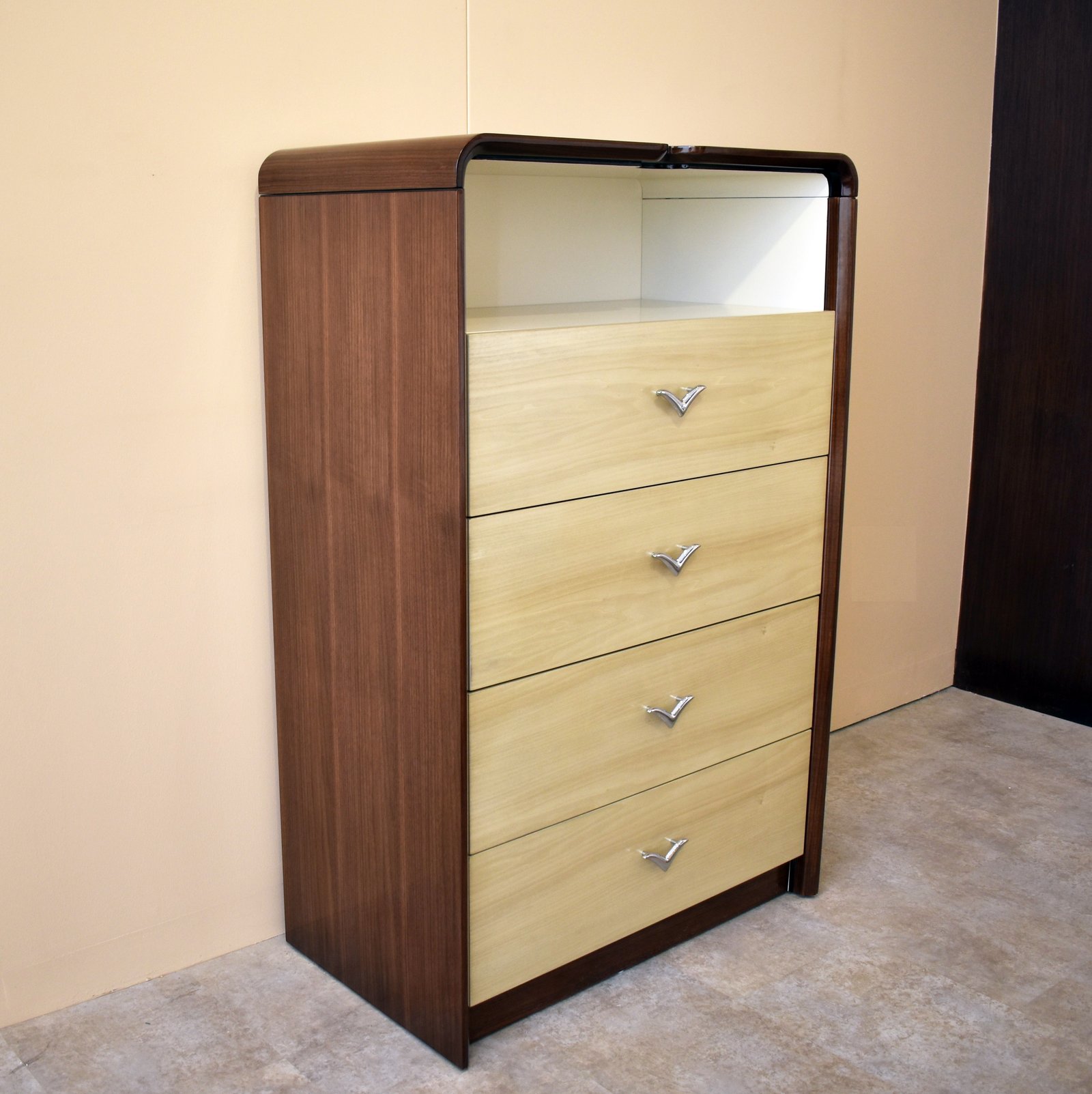 CHEST OF DRAWERS - Image 1