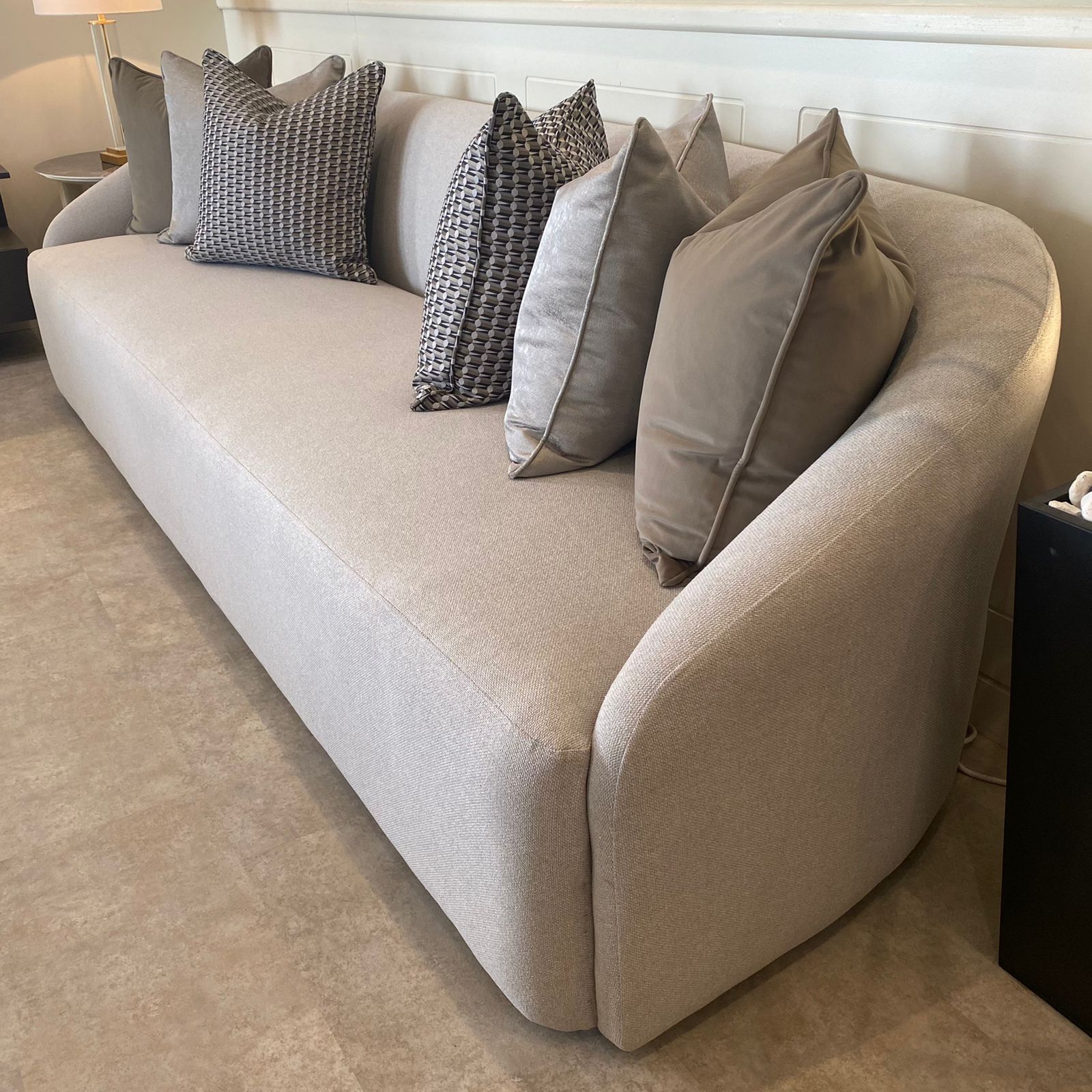 SOFA 3 SEATERS - Image 4