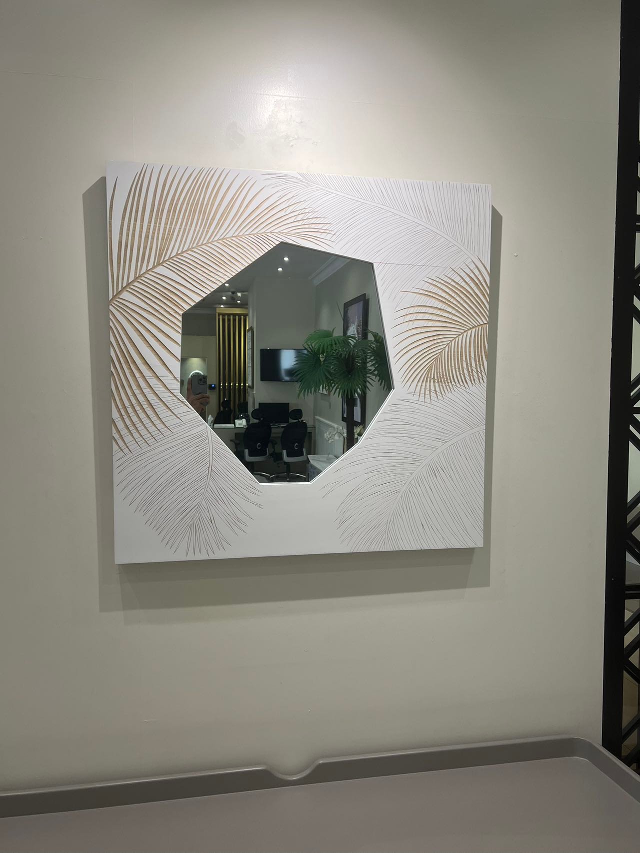 WALL DECOR - Image 3