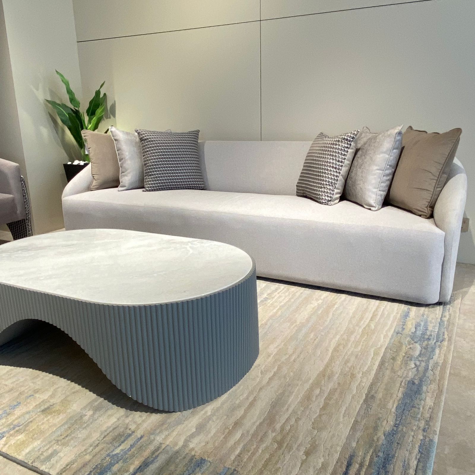 SOFA 3 SEATERS - Image 1