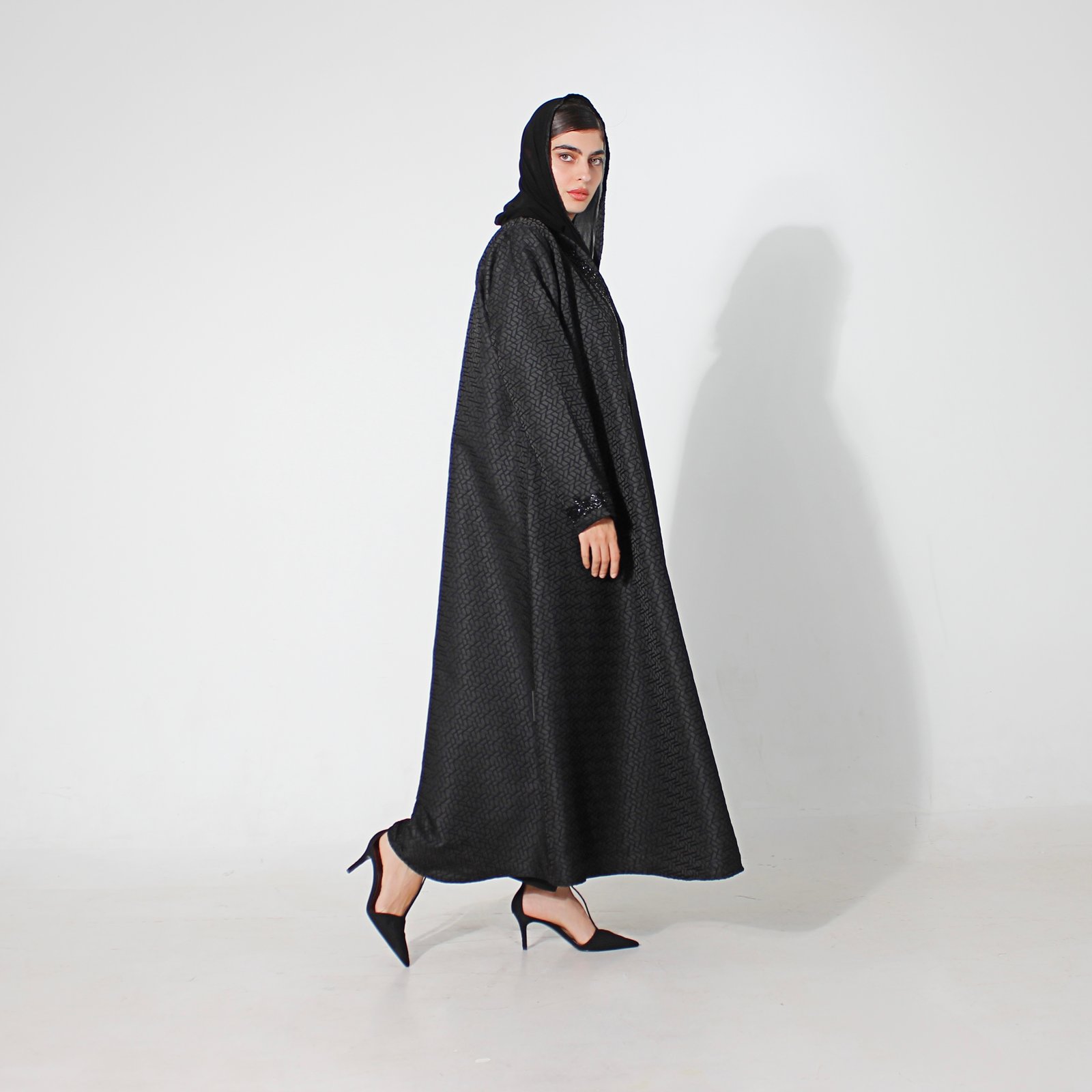 تفته اسود مع شك - Image 1