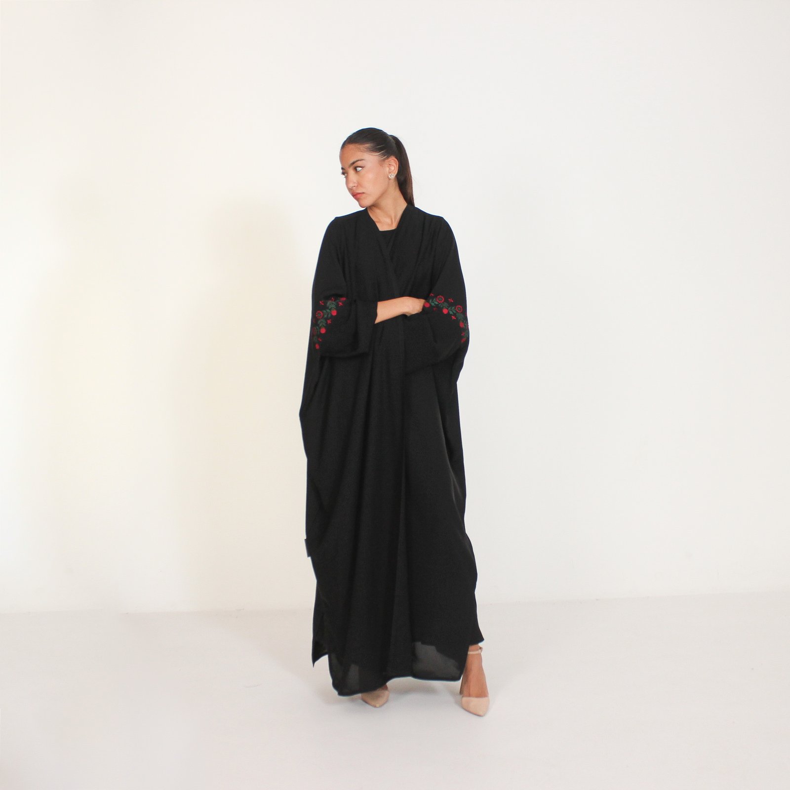 كريب بارد مع تطريز احمر - Image 4