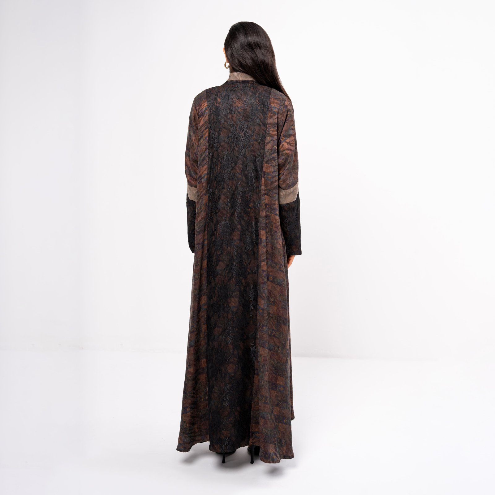 Brown silk  with lace - Image 4