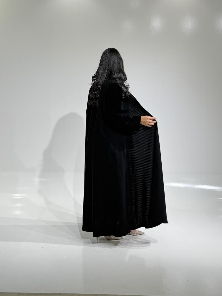 شاكيرا مع أكمام مخمل - صورة 22