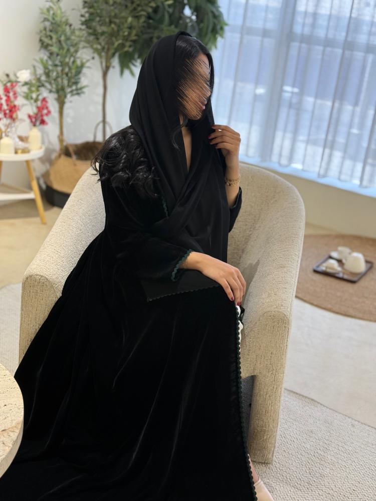 مخمل مع قيطان اخضر - صورة 9