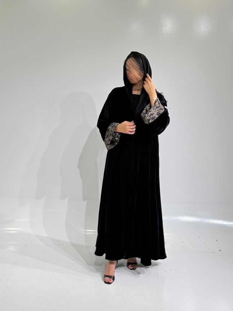 مخمل اسود مع أسواره جاكار بيج - صورة 3