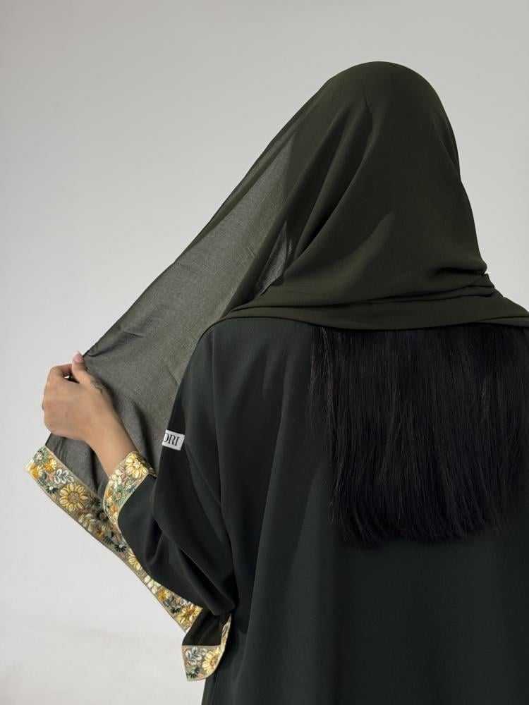 كتان اخضر مع أسواره ملونه - صورة 14