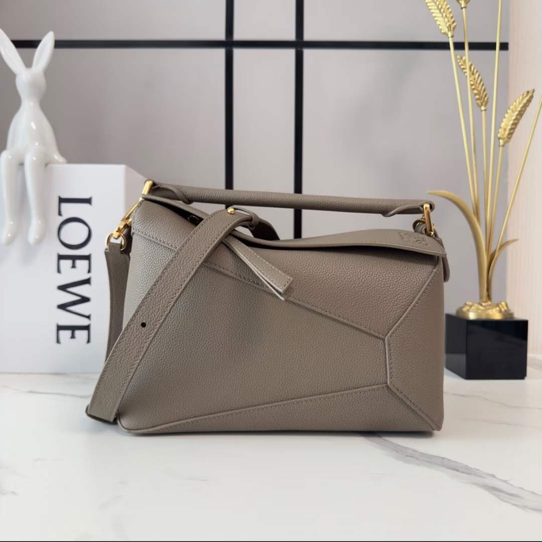 ماستر كواليتي لويفي بازل Loewe Puzzle Edge - صورة 1