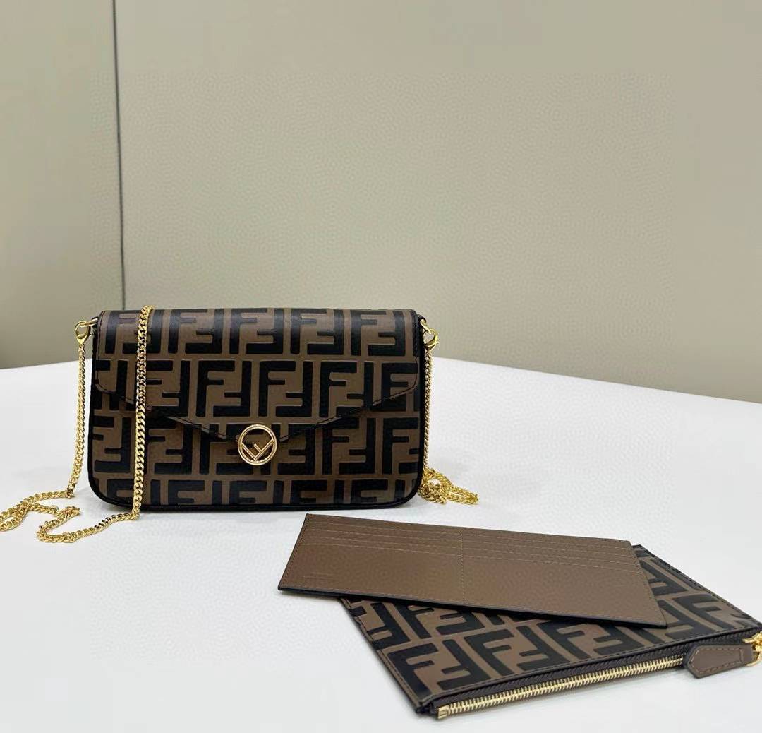 ماستر كواليتي فندي بوقيتي واليت اون شاين 21cm Fendi Baguette Wallet on Chain - صورة 1