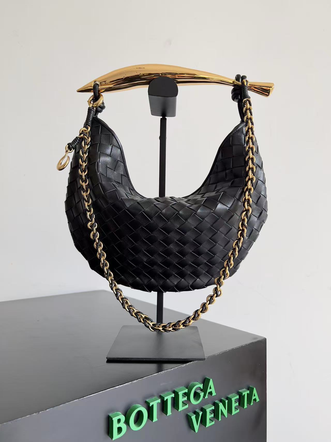 ماستر كواليتي بوتيقا فينيتا ساردين Bottega Veneta  Sardine  - صورة 1