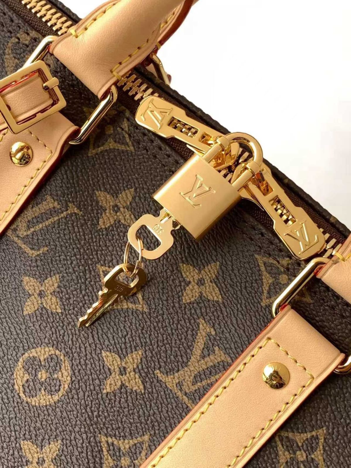 ماستر كواليتي لوي فيتون Lv Travelling Bag 45cm - صورة 3