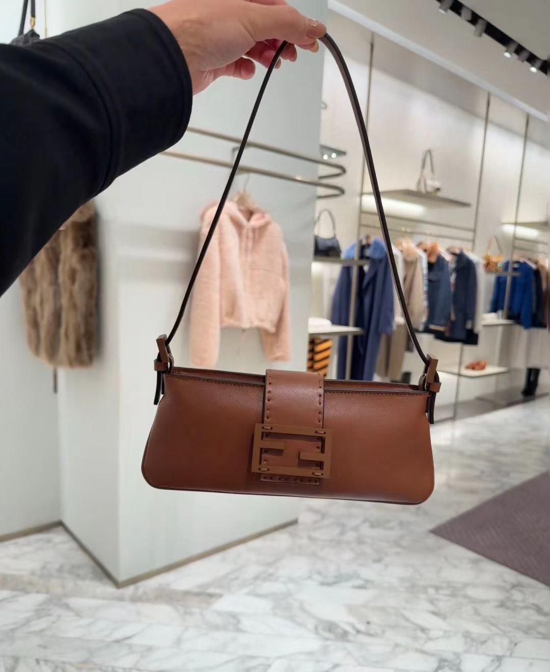  ماستر كواليتي فندي بيبي بي (Fendi Baby B) - صورة 2