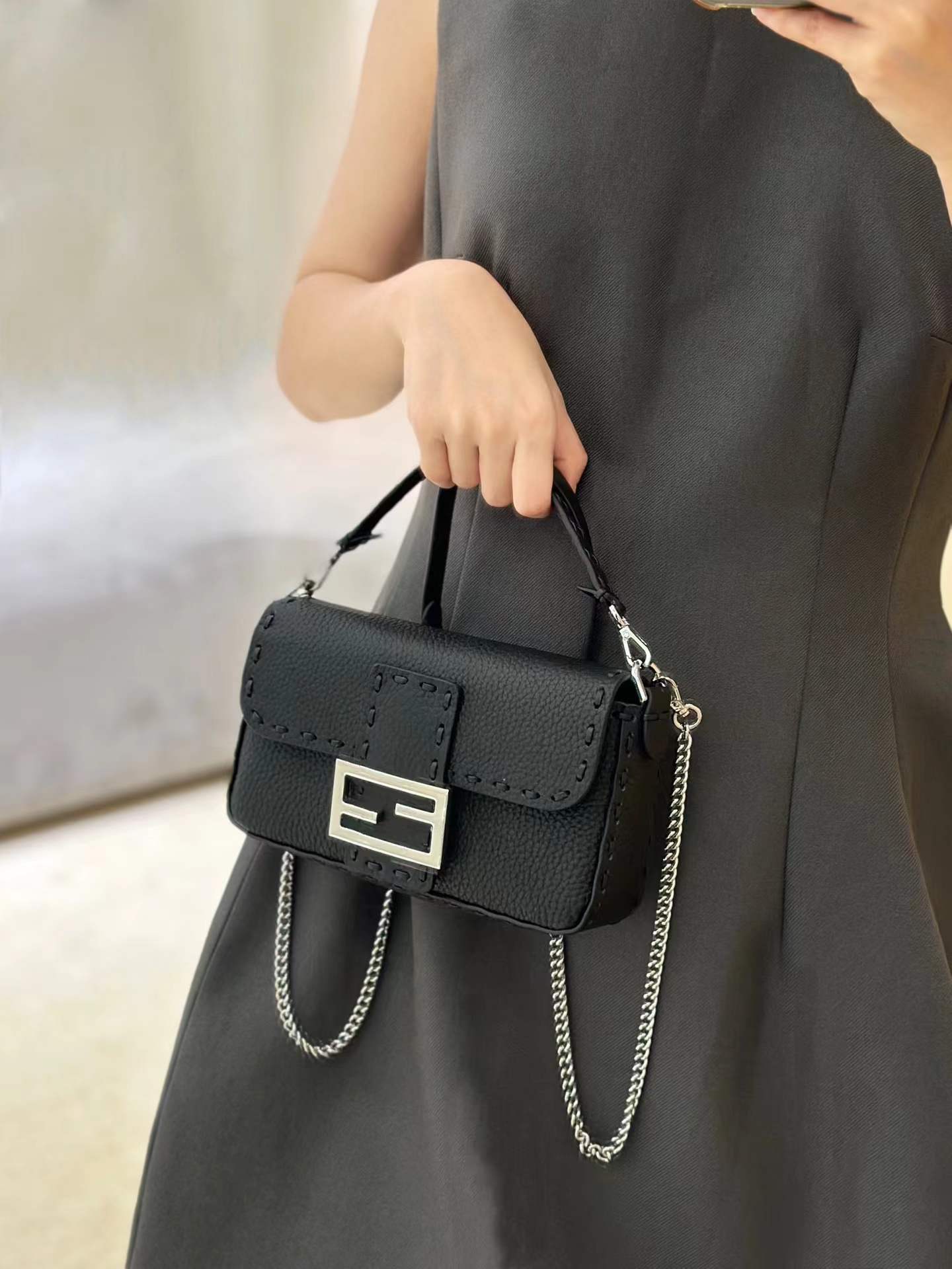 ماستر كواليتي فندي بوقيتي Fendi Baguette - صورة 1