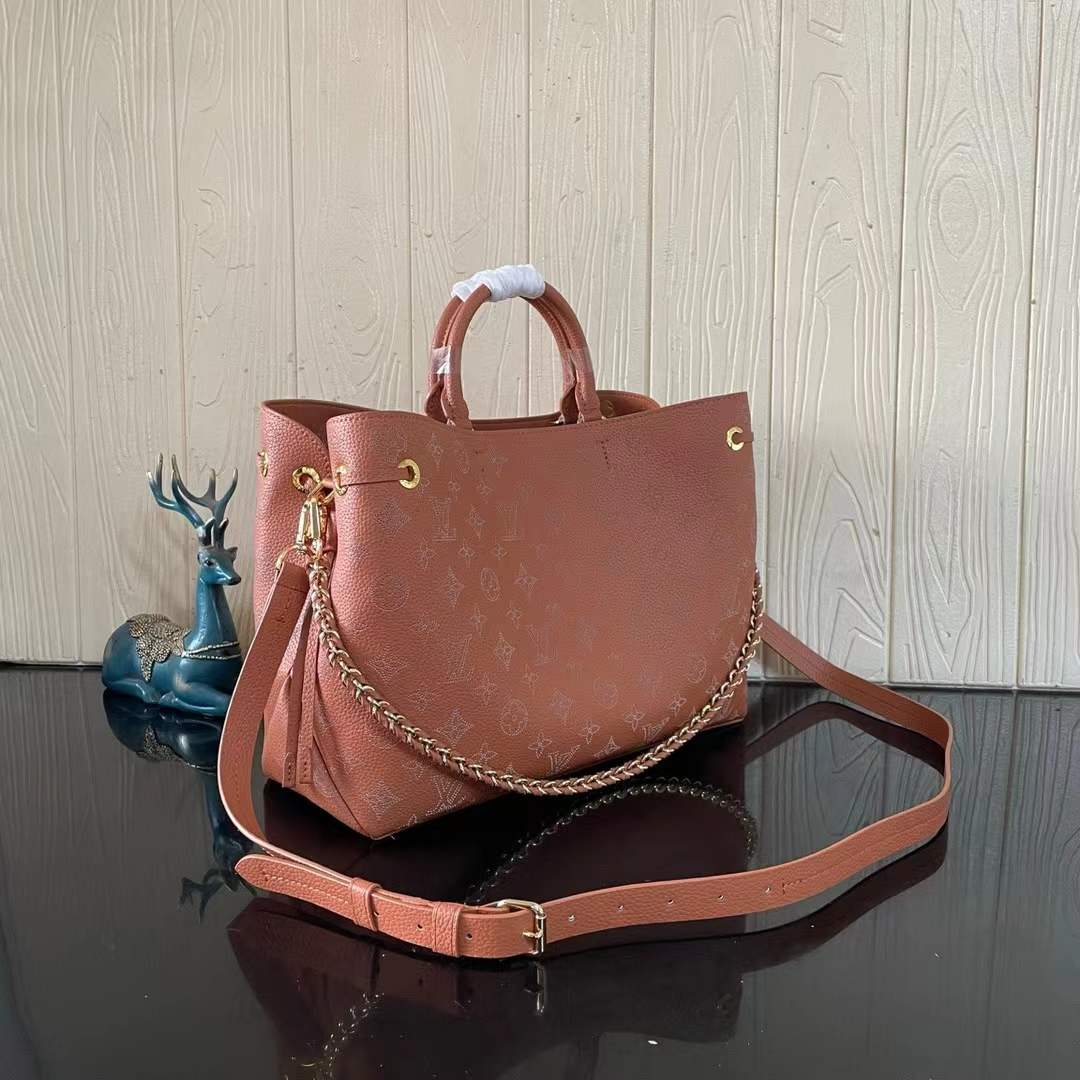 ماستر كواليتي 32cm لوي فيتون بيلا توتي Louis Vuitton Bella Tote - صورة 1