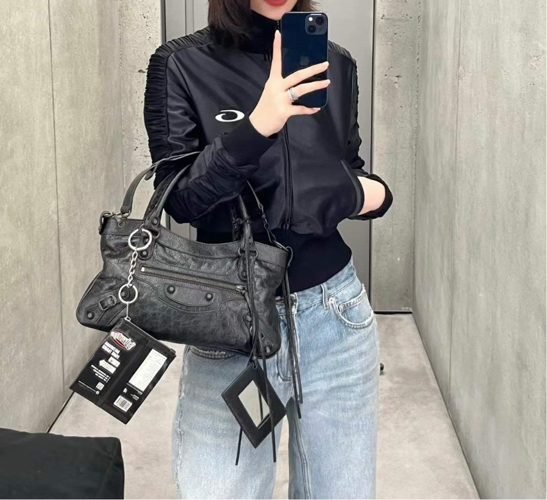 ماستر كواليتي بلنسياقا لي سيتي Balenciaga Le City - صورة 1