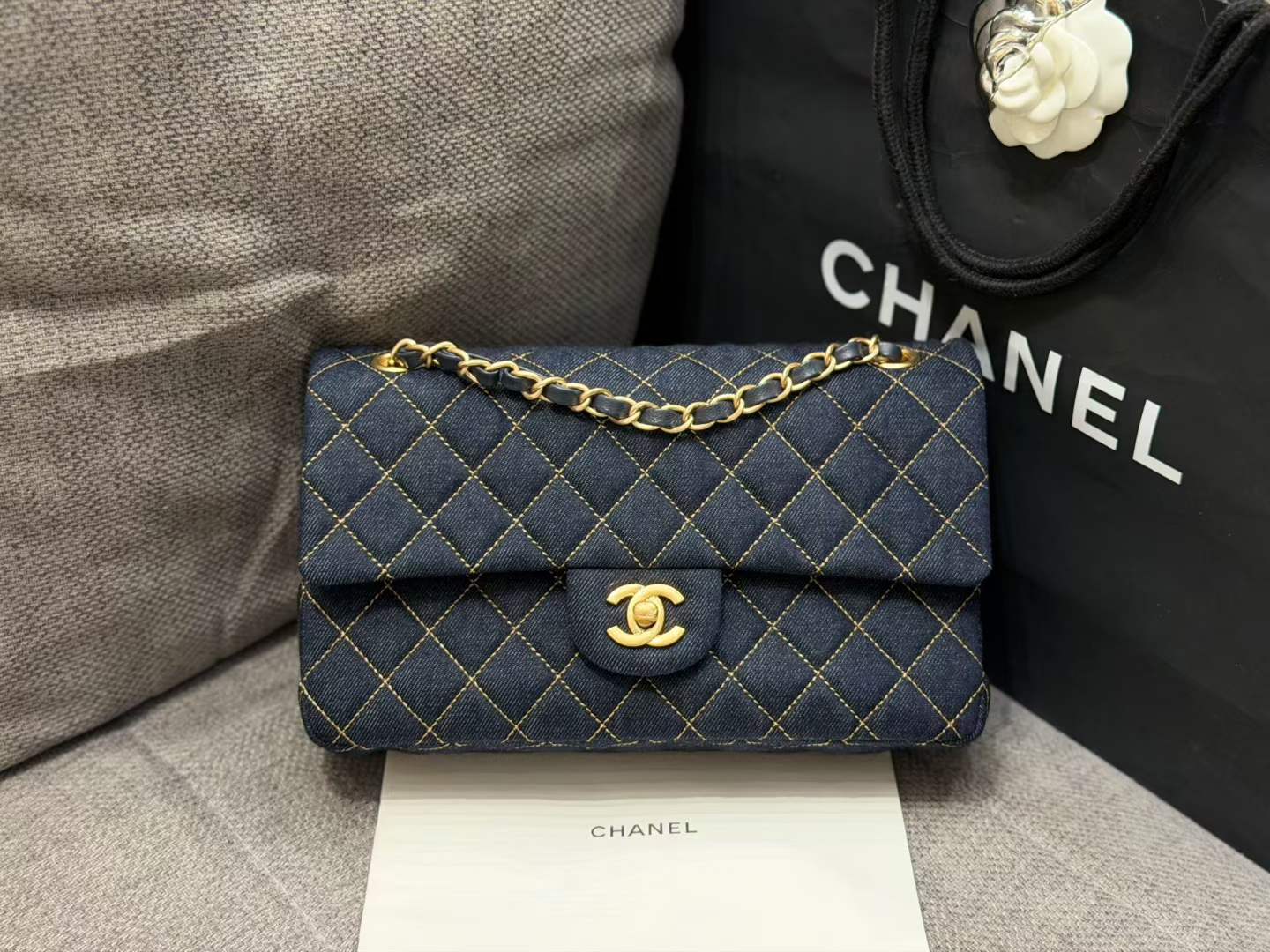 ماستر كواليتي شانيل جينز Chanel 25 - صورة 1