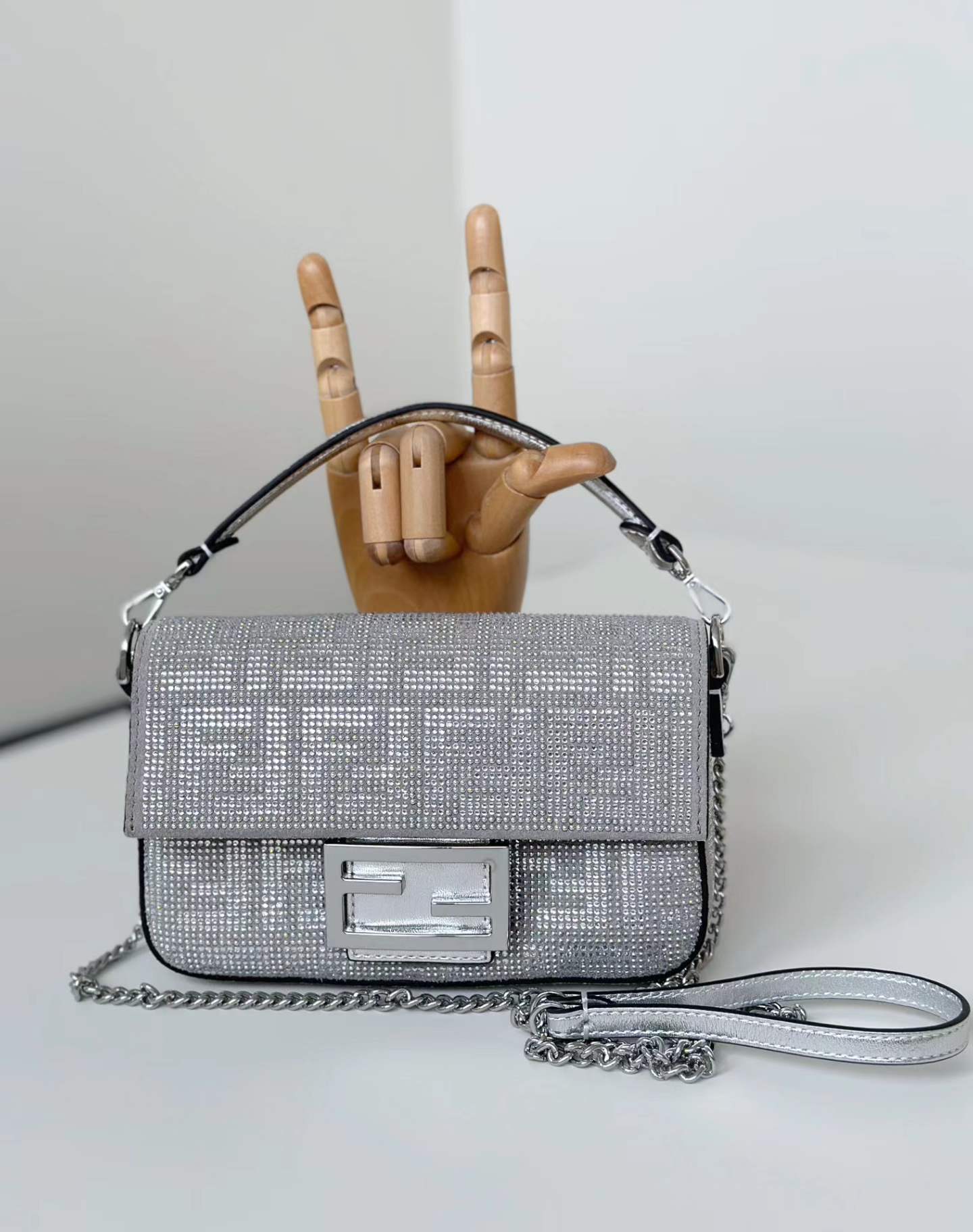 ماستر كواليتي فندي بوقيت 20cm Fendi Baguette Mini - صورة 1