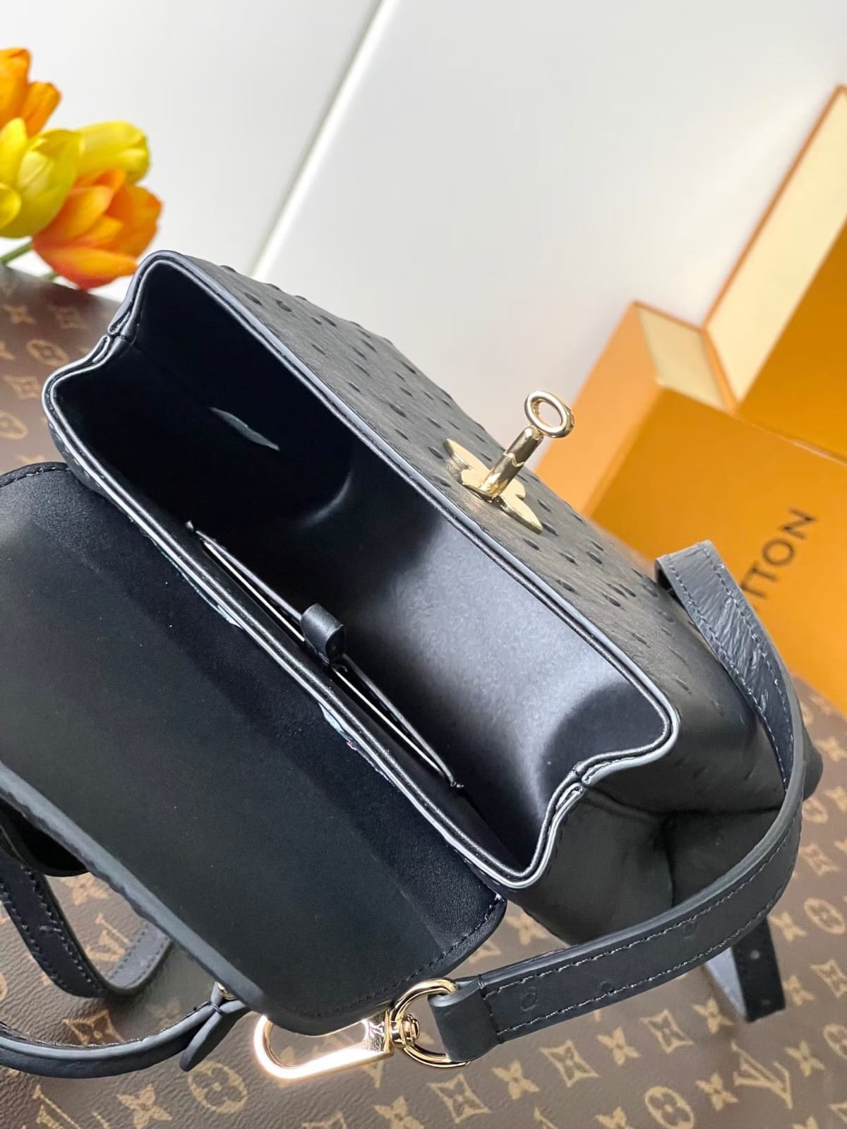 ماستر كواليتي لوي فيتون روس دي فينتس 19cm Louis Vuitton Rose Des Vents Mini - صورة 7
