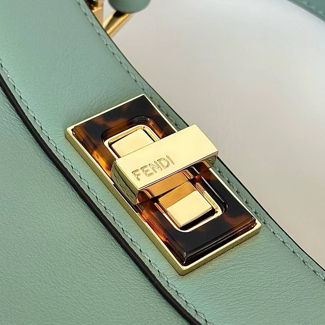 ماستر كواليتي 27cm فندي بيكابو Fendi peekaboo - صورة 6