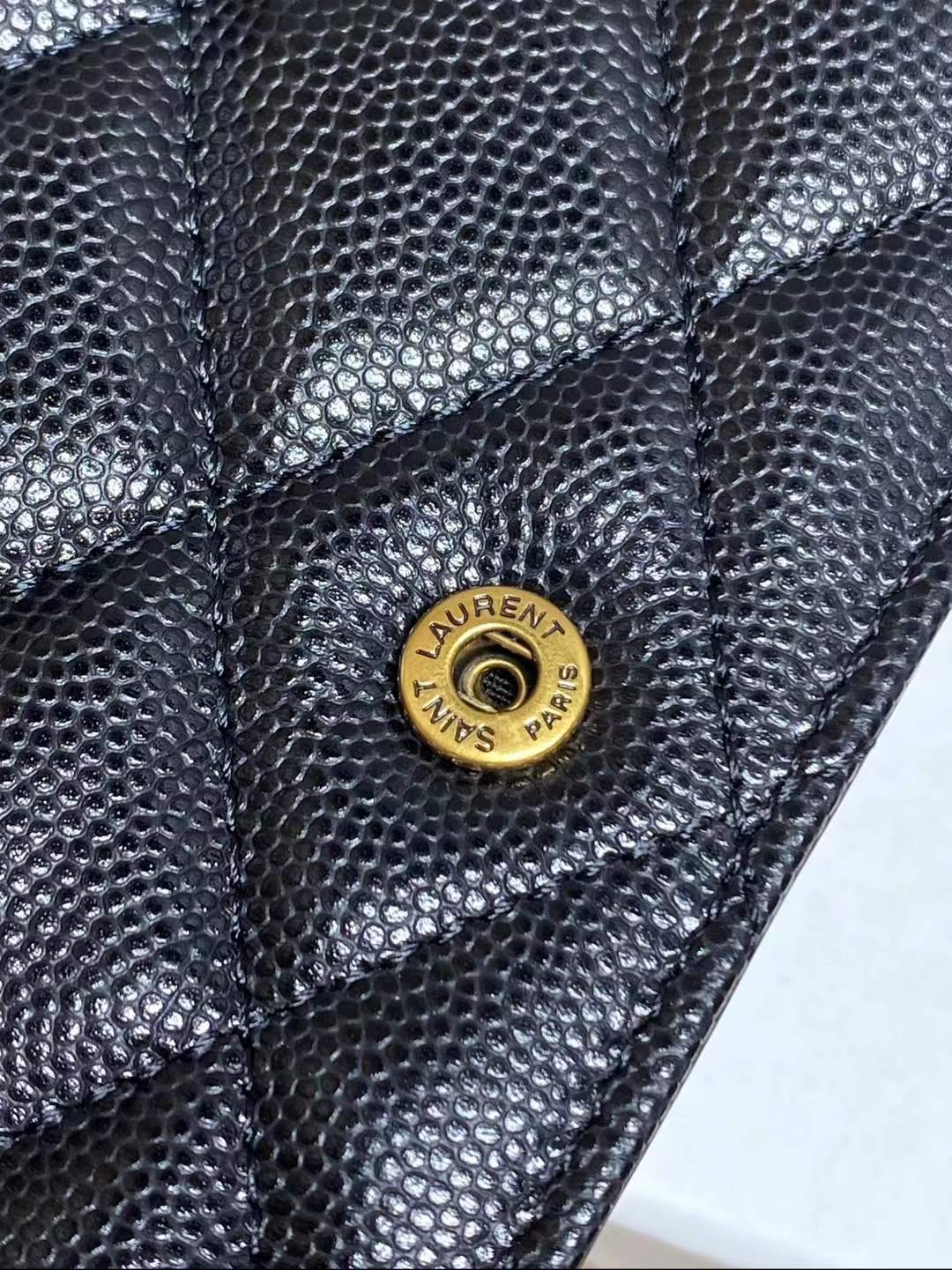 ماستر كواليتي 20cm سان لوران YSL Becky - صورة 4