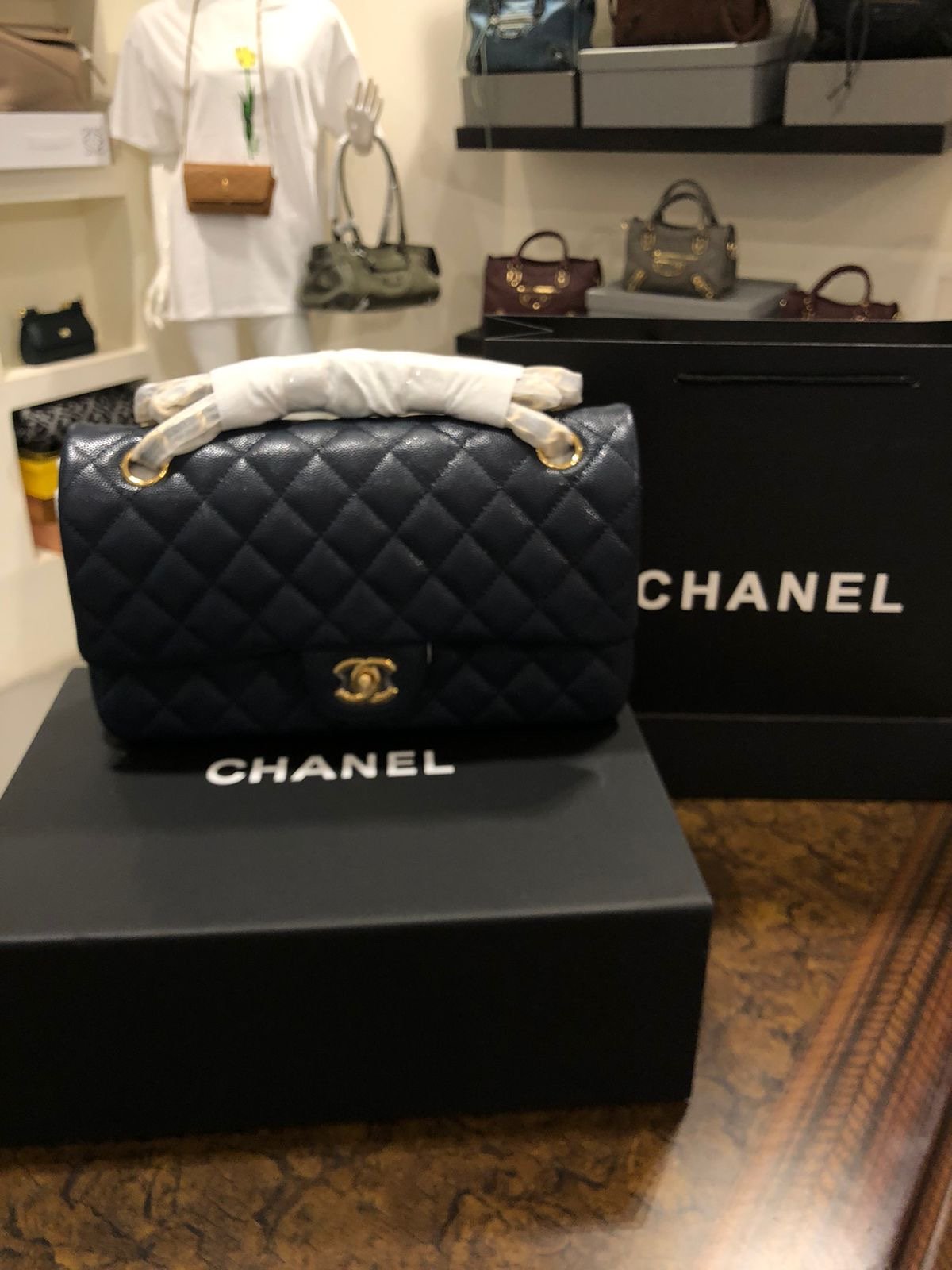 ماستر كواليتي شانيل كلاسيك فلاب (Chanel Small Classic Flap Bag) - صورة 1