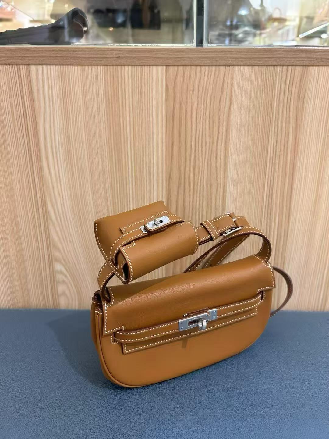 ماستر كواليتي هيرمز كيلي موف 19cm Hermès Kelly Moove  - صورة 2