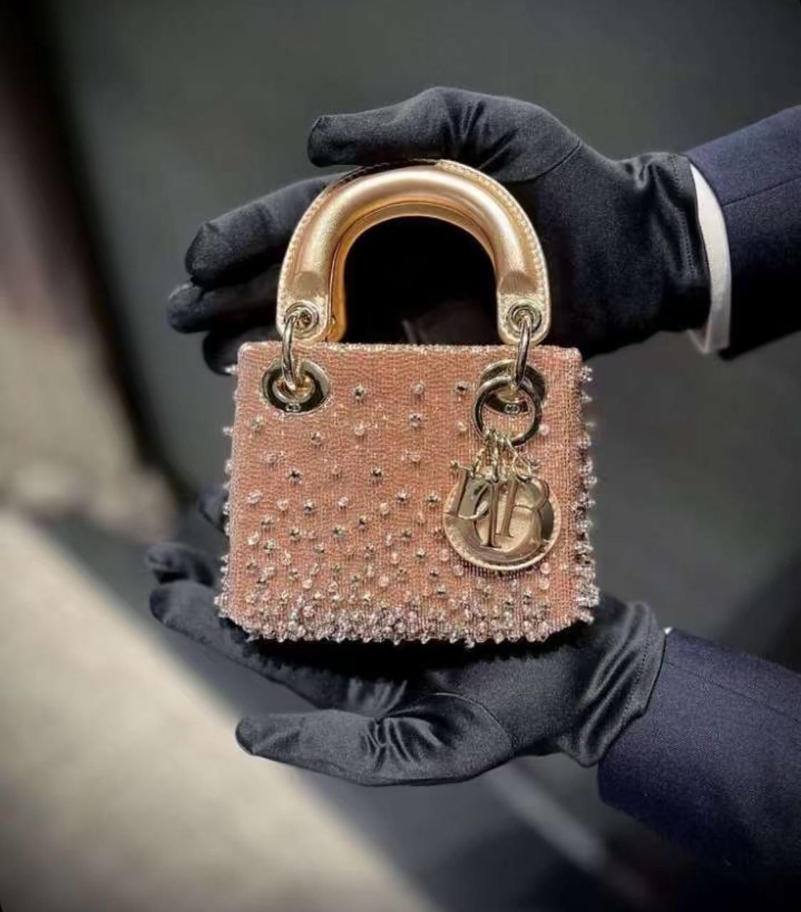 ماستر كواليتي ليدي ديور ماكرو Lady Dior Micro  - صورة 1