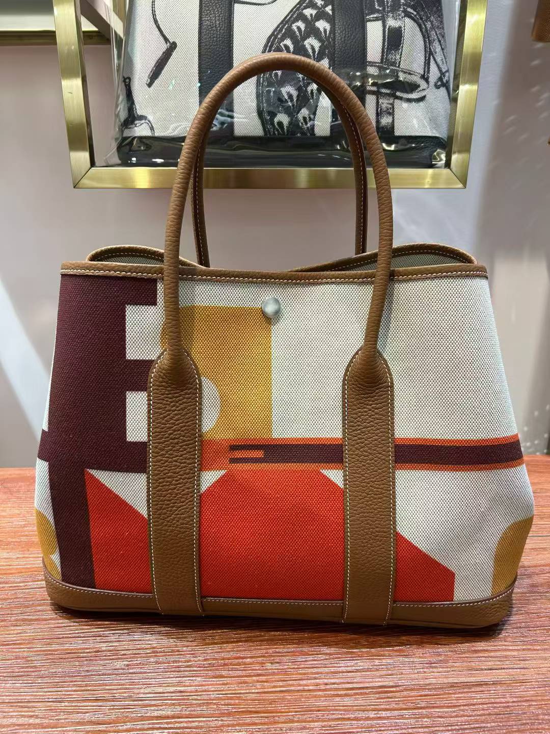 ماستر كواليتي هيرميس غاردن بارتي (Hermès Garden Party - صورة 1
