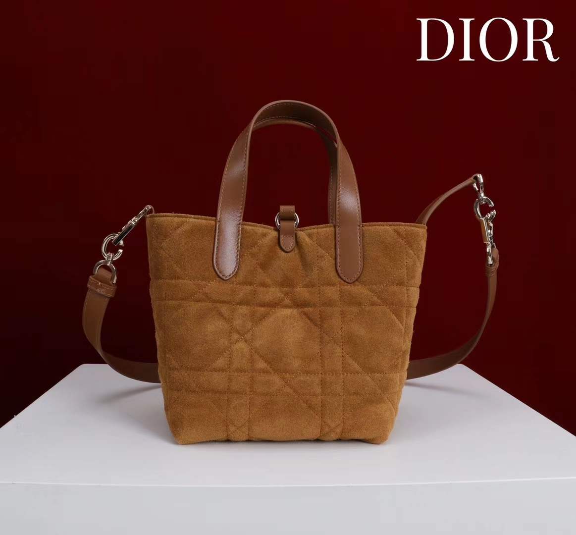 ماستر كواليتي ديور توقورس Dior Toujours 18.5 cm - صورة 2