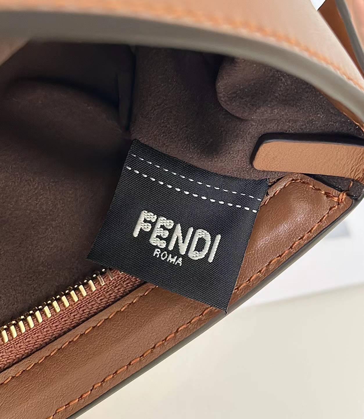  ماستر كواليتي فندي بيبي بي (Fendi Baby B) - صورة 13