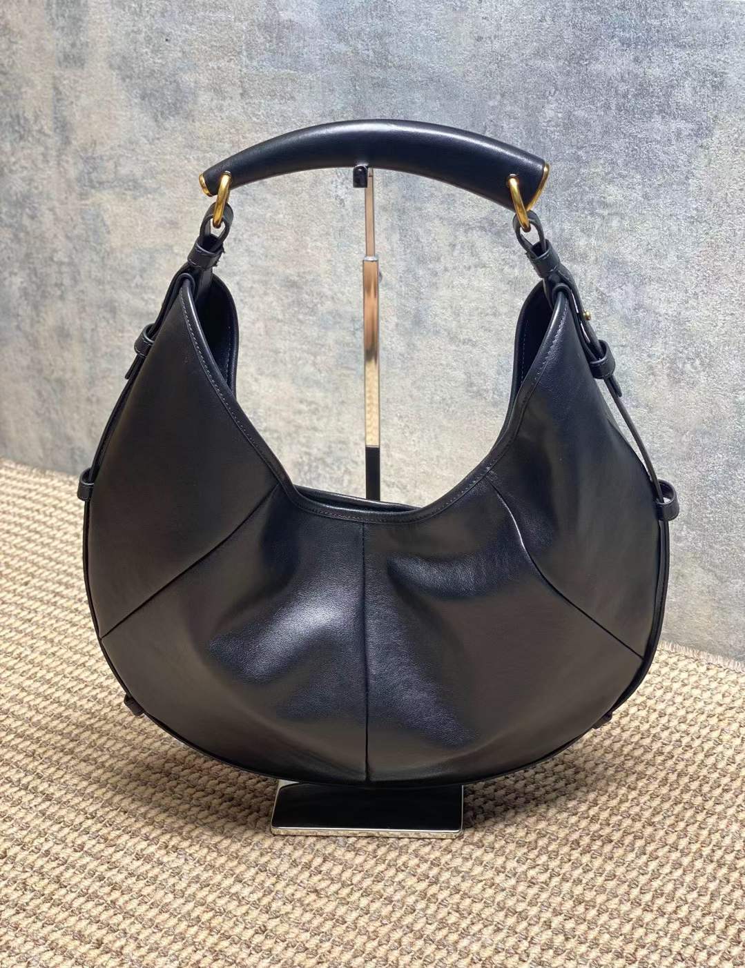 ماستر كواليتي سان لوران مومباسا Saint Laurent Mombasa - صورة 1