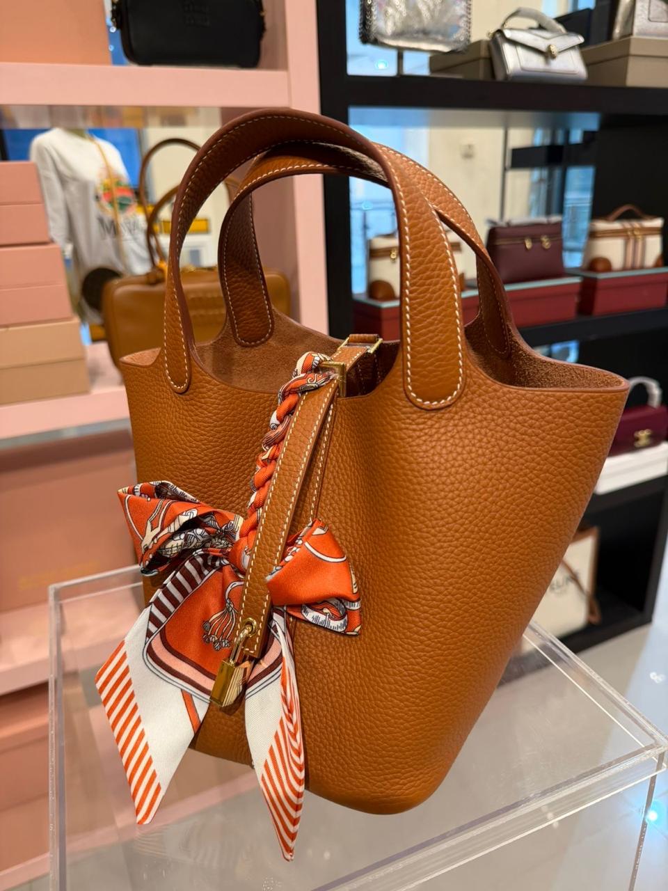 ماستر كواليتي هيرميس بيكوتين لوك 18 (Hermès Picotin Lock 18) - صورة 1